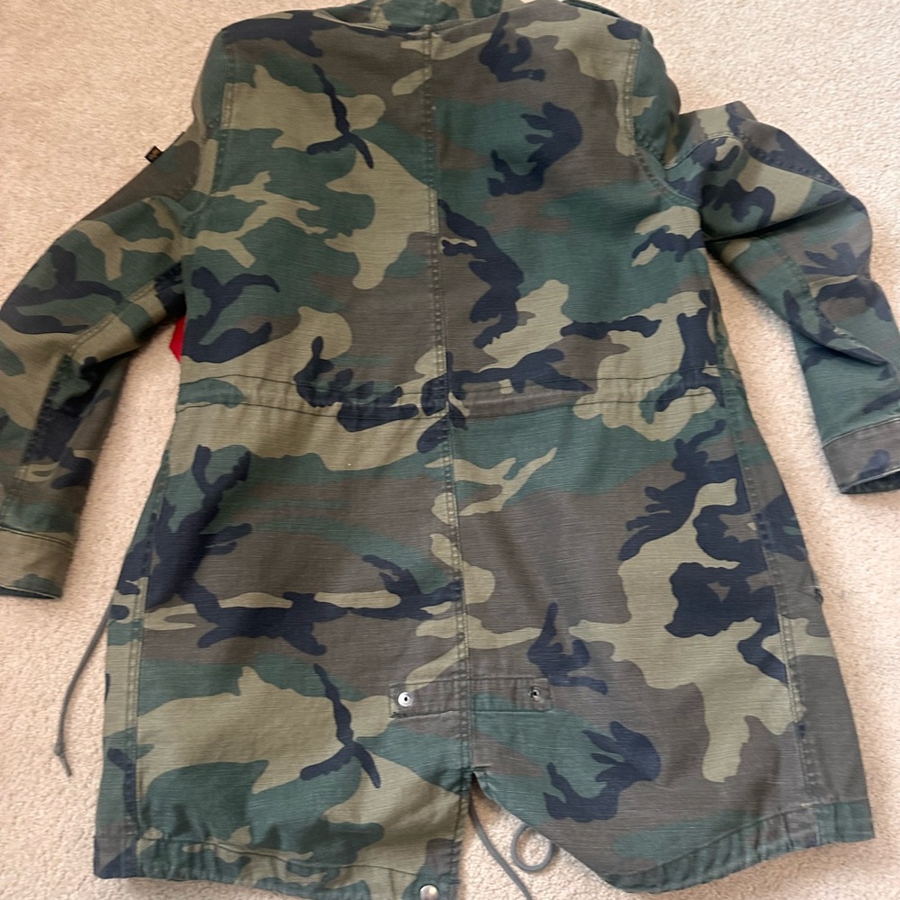 Alpha Industries Olive Green Parka with Red Tag - Picture 4 of 5